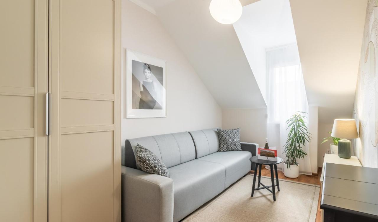 Monarchia Apartman Pearl Mosonmagyarovar Exterior photo